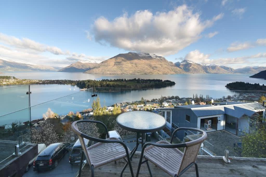 Modern 3 Bedroom With Stunning Postcard Views! Queenstown Buitenkant foto